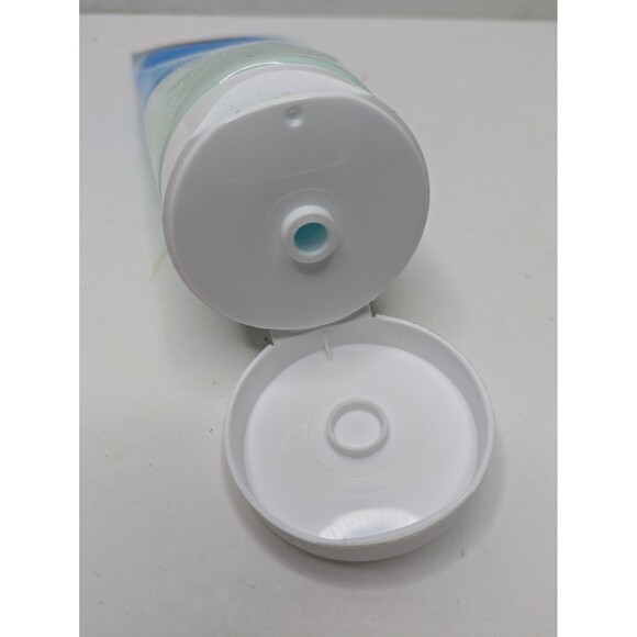 Neutrogena Hydro Boost Whipped Body Balm Hyaluronic Acid 7 oz Dry Extra Dry Skin - Picture 3 of 3